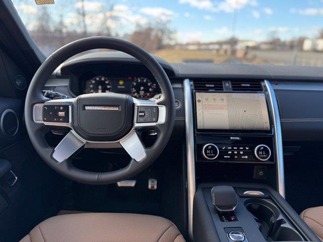 2025 Land Rover Discovery - $54,985