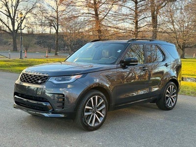 Photo of a 2024 Land Rover Discovery AWD P360 Dynamic SE 4DR SUV for sale