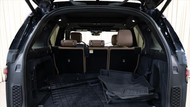 2024 Land Rover Discovery P360 Dynamic SE