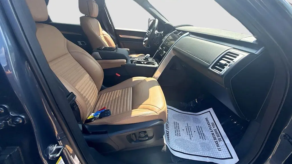 2024 Land Rover Discovery P360 Dynamic SE