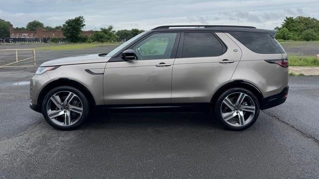 2024 Land Rover Discovery P360 Dynamic SE