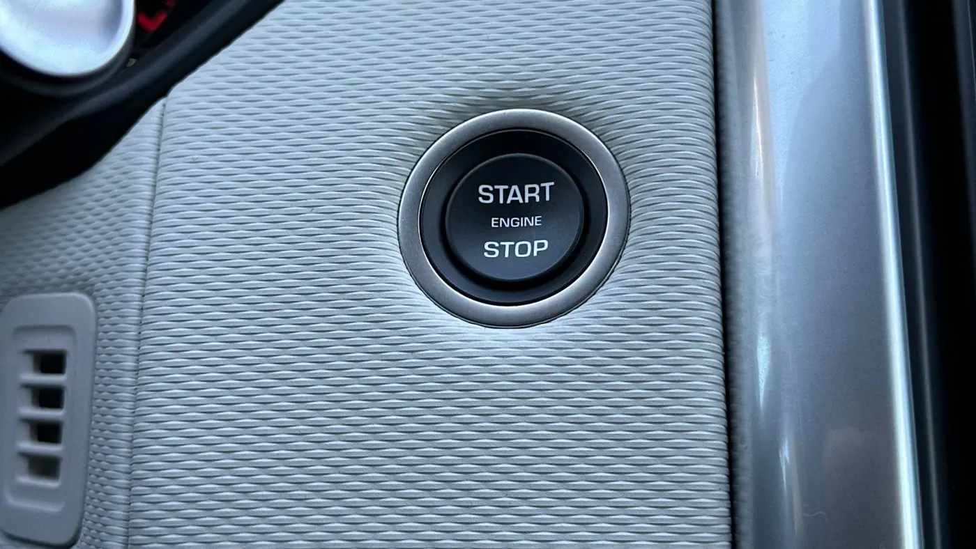 2025 Land Rover Discovery P360 Dynamic SE
