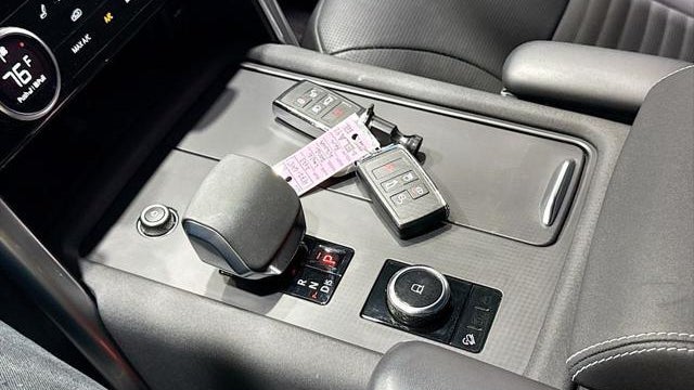 2023 Land Rover Discovery P360 HSE R-Dynamic