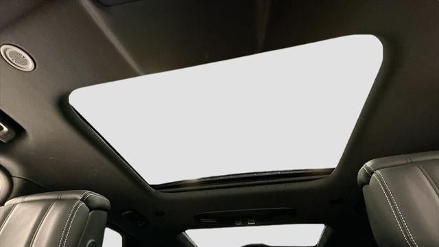 2023 Land Rover Discovery P360 HSE R-Dynamic