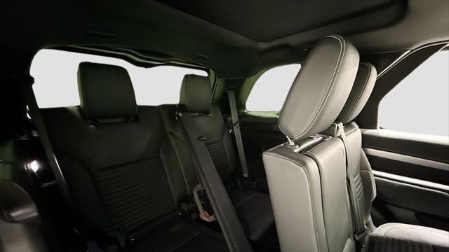 2023 Land Rover Discovery P360 HSE R-Dynamic