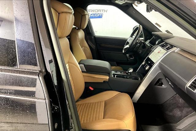 2023 Land Rover Discovery - $33,978