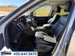 2017 Discovery Thumbnail 12