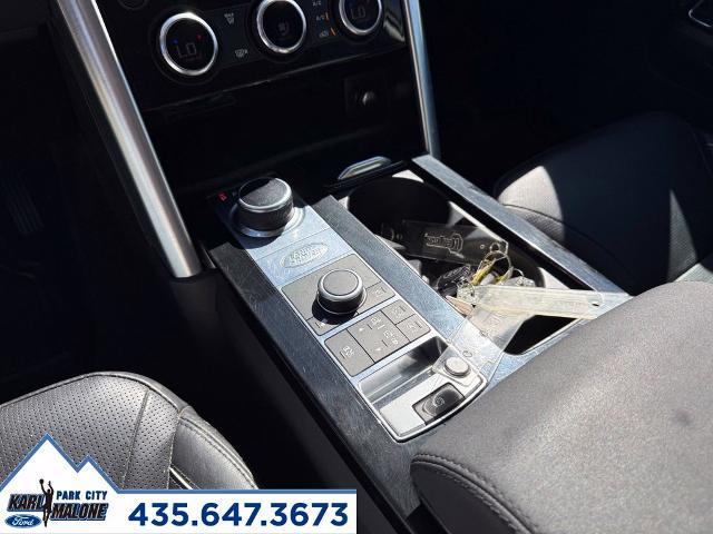 2017 Land Rover Discovery - $12,696