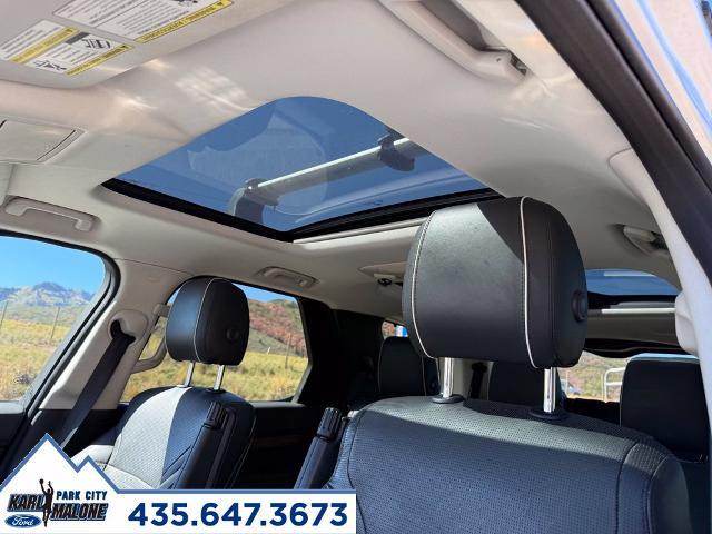 2017 Land Rover Discovery - $12,696