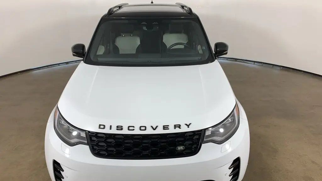 2023 Land Rover Discovery P300 S R-Dynamic