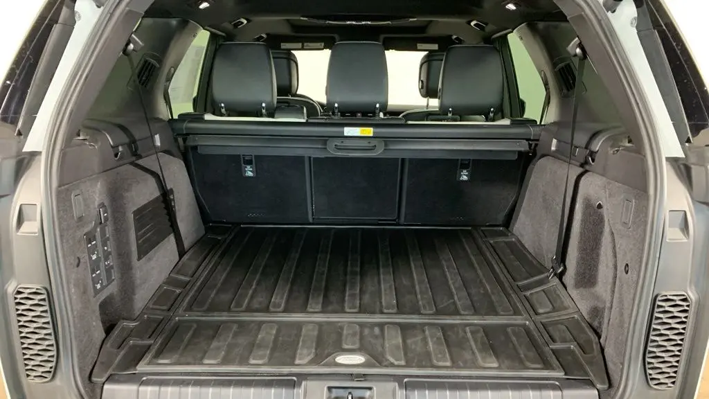 2023 Land Rover Discovery P300 S R-Dynamic