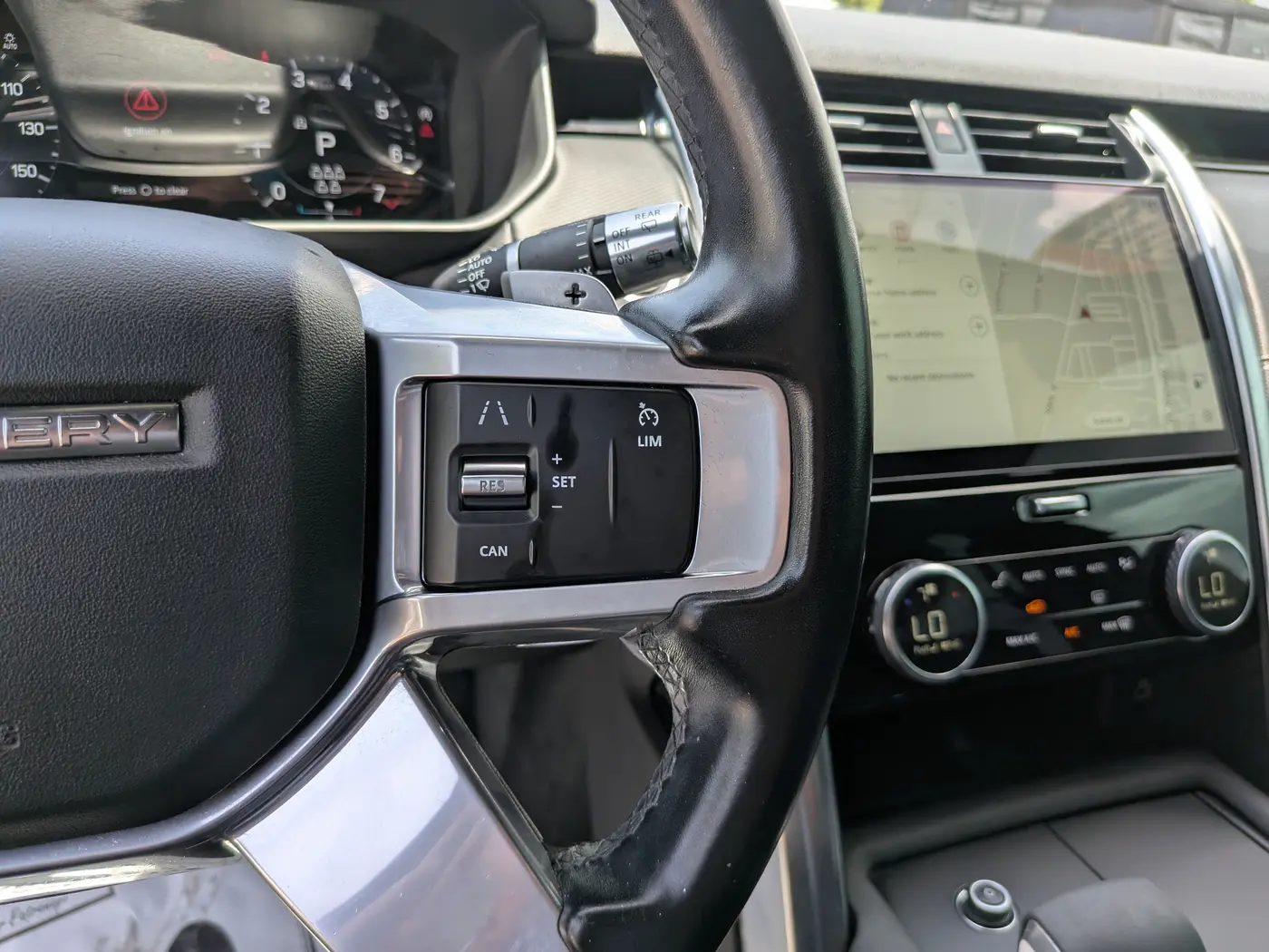 2021 Land Rover Discovery - $25,772