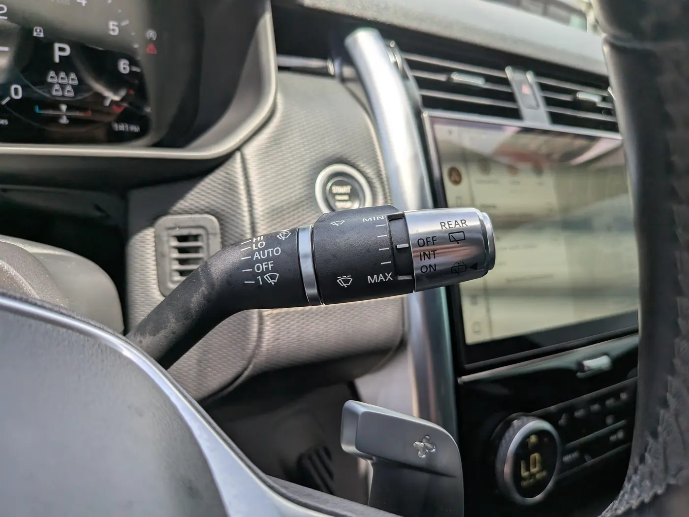2021 Land Rover Discovery - $25,772