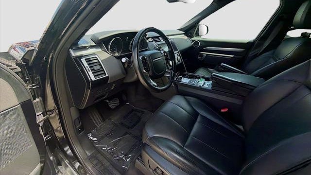 2020 Land Rover Discovery Landmark Edition