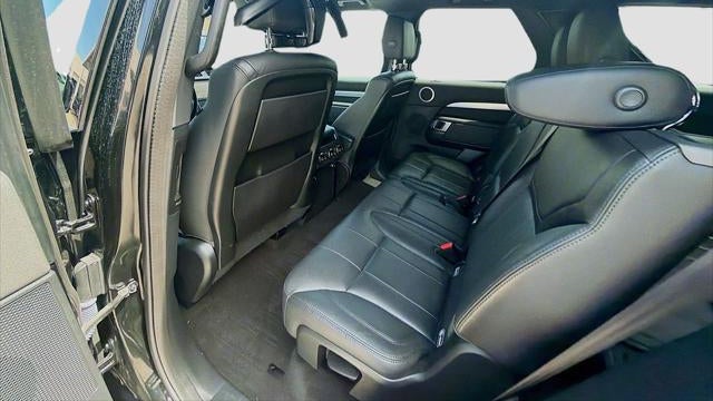 2020 Land Rover Discovery Landmark Edition