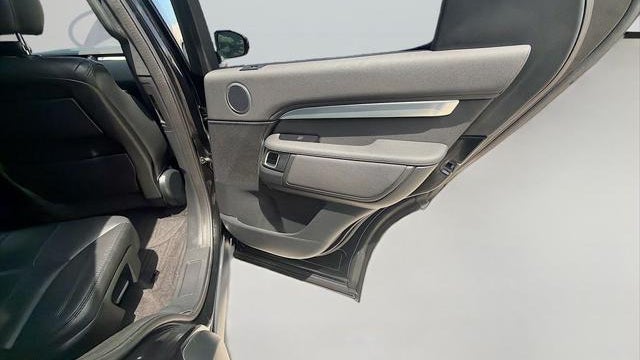 2020 Land Rover Discovery Landmark Edition