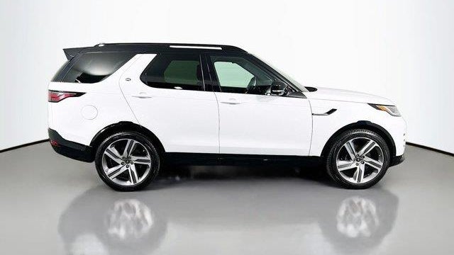 2025 Land Rover Discovery P360 Metropolitan