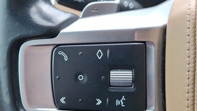 2023 Land Rover Discovery P360 Metropolitan Edition