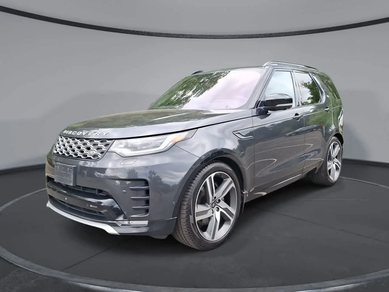 2023 Land Rover Discovery - $28,999
