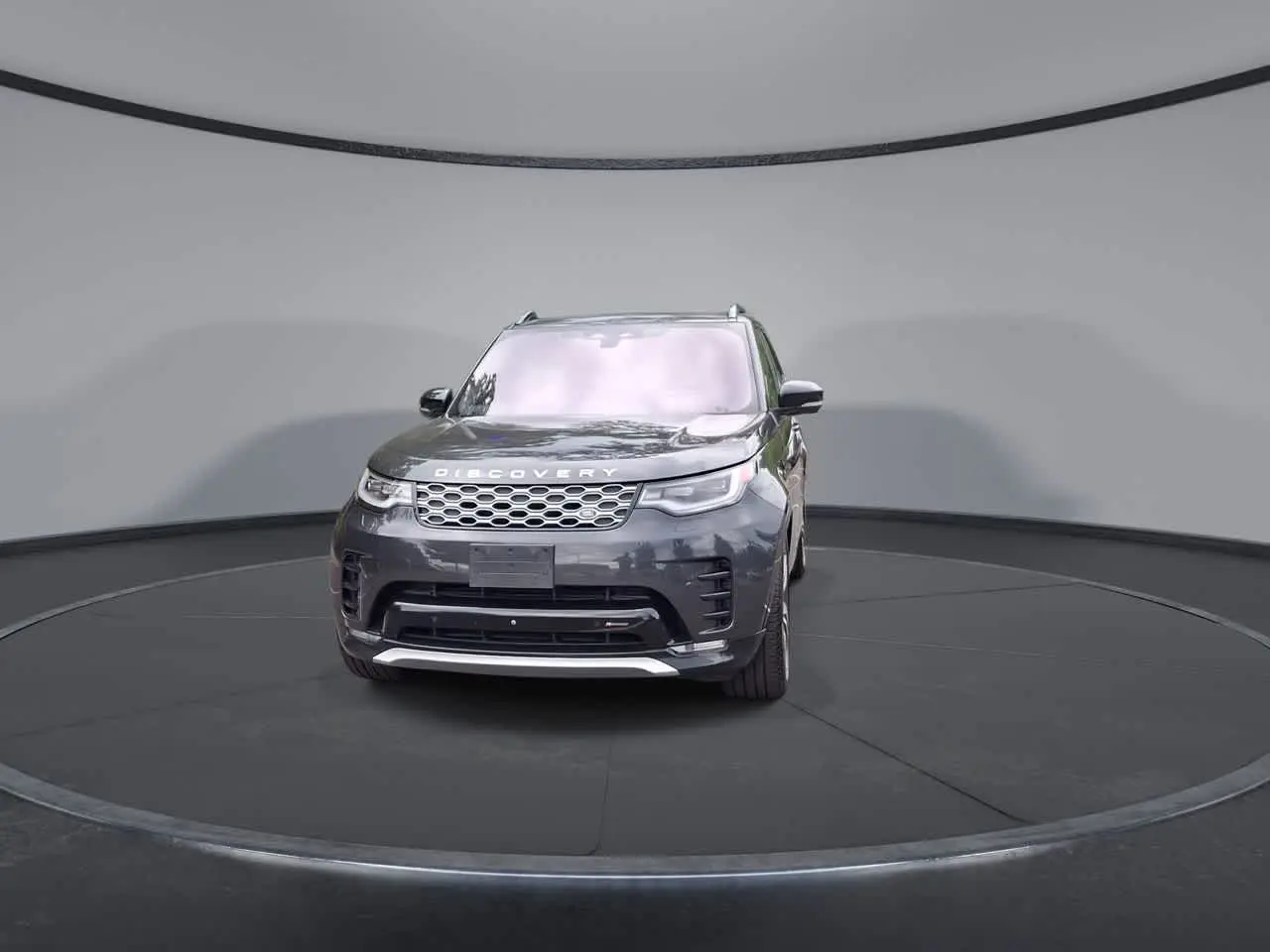 2023 Land Rover Discovery - $28,999