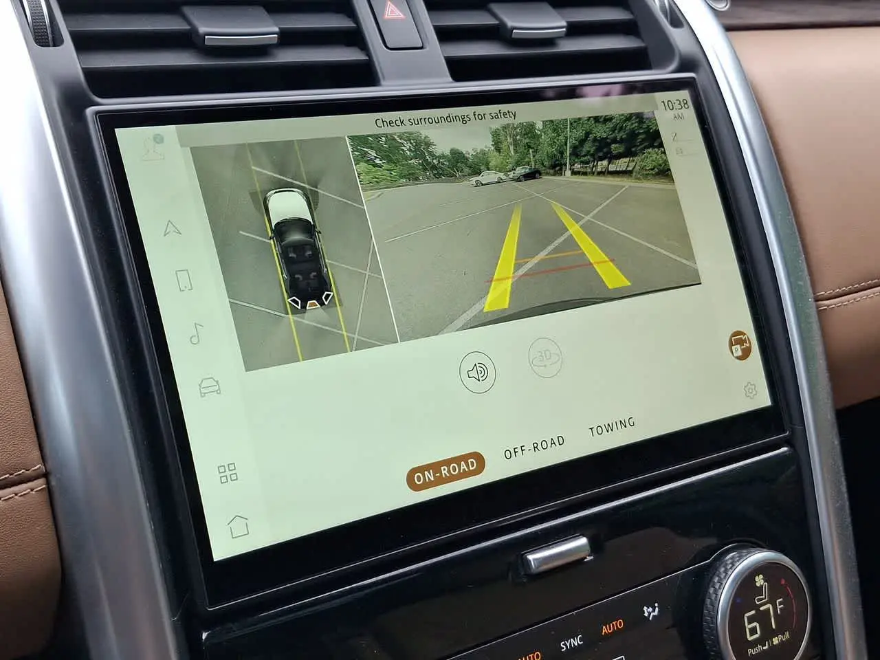 2023 Land Rover Discovery - $28,999