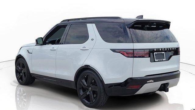 2023 Land Rover Discovery P360 Metropolitan Edition