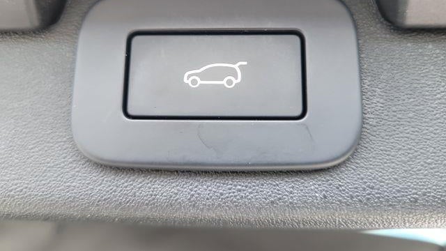 2023 Land Rover Discovery P360 Metropolitan Edition