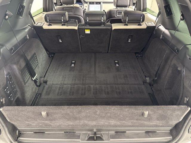 2023 Land Rover Discovery - $33,599