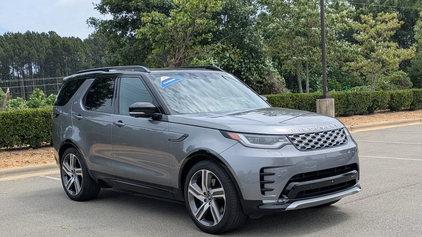 Preowned 2023 Land Rover Discovery P360 Metropolitan Edition for Sale