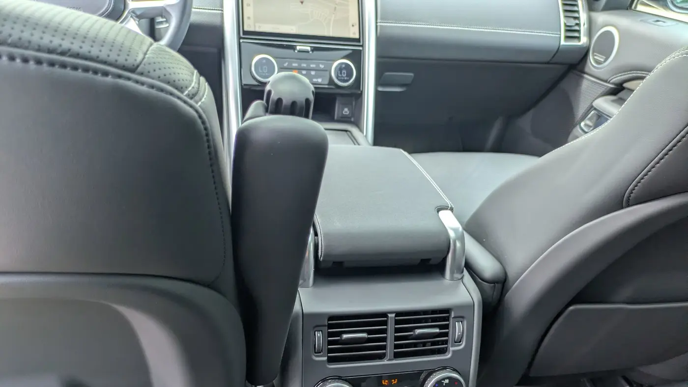 2023 Land Rover Discovery P360 Metropolitan Edition