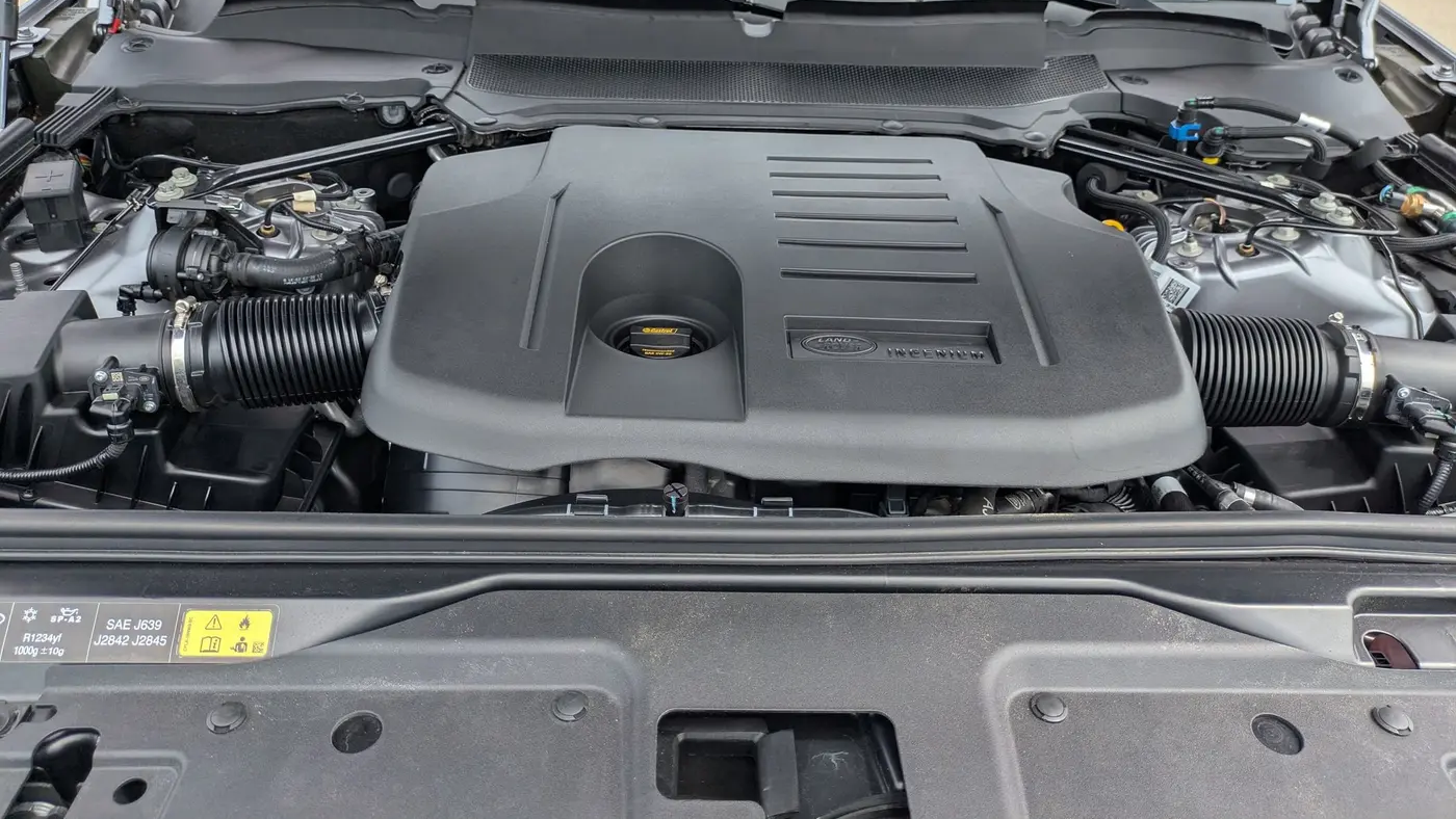 2023 Land Rover Discovery P360 Metropolitan Edition