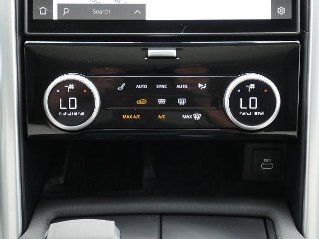 2025 Land Rover Discovery - $59,366