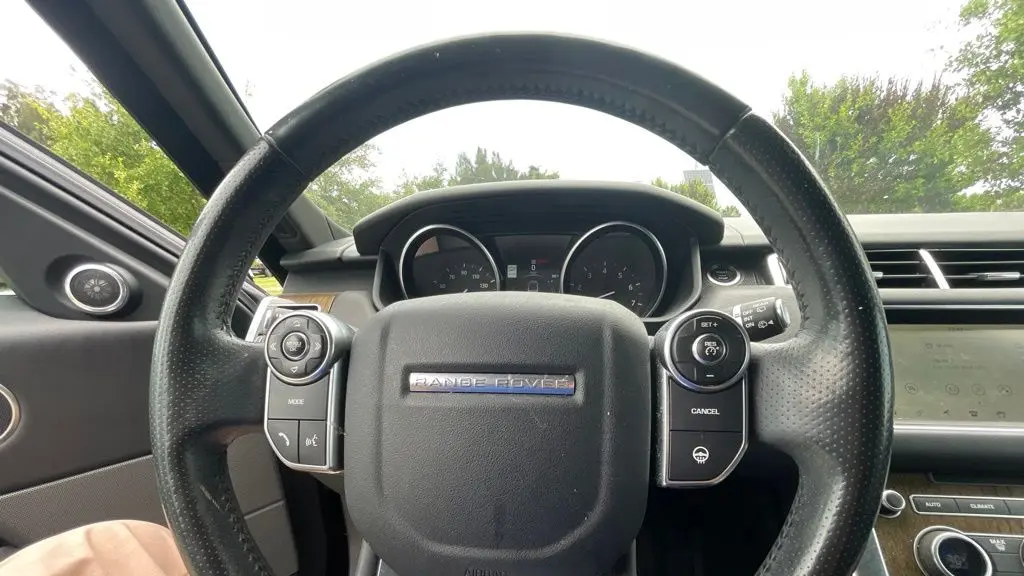 2017 Land Rover Range Rover Sport SE