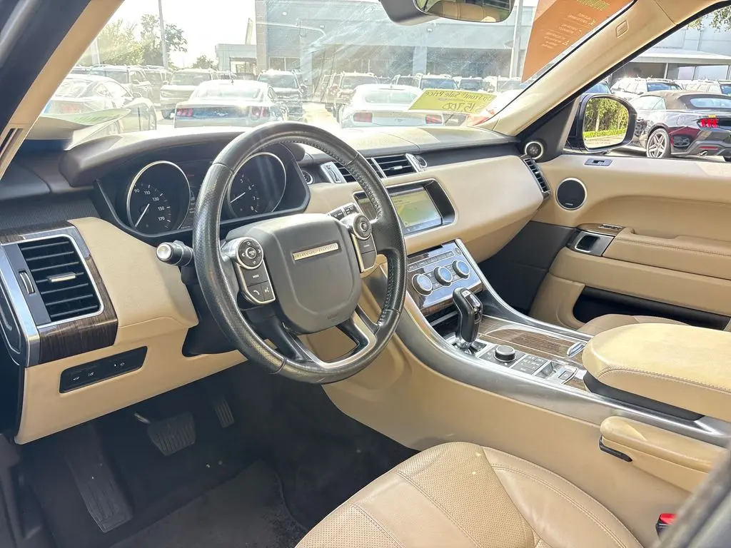 2017 Land Rover Range Rover Sport - $14,000