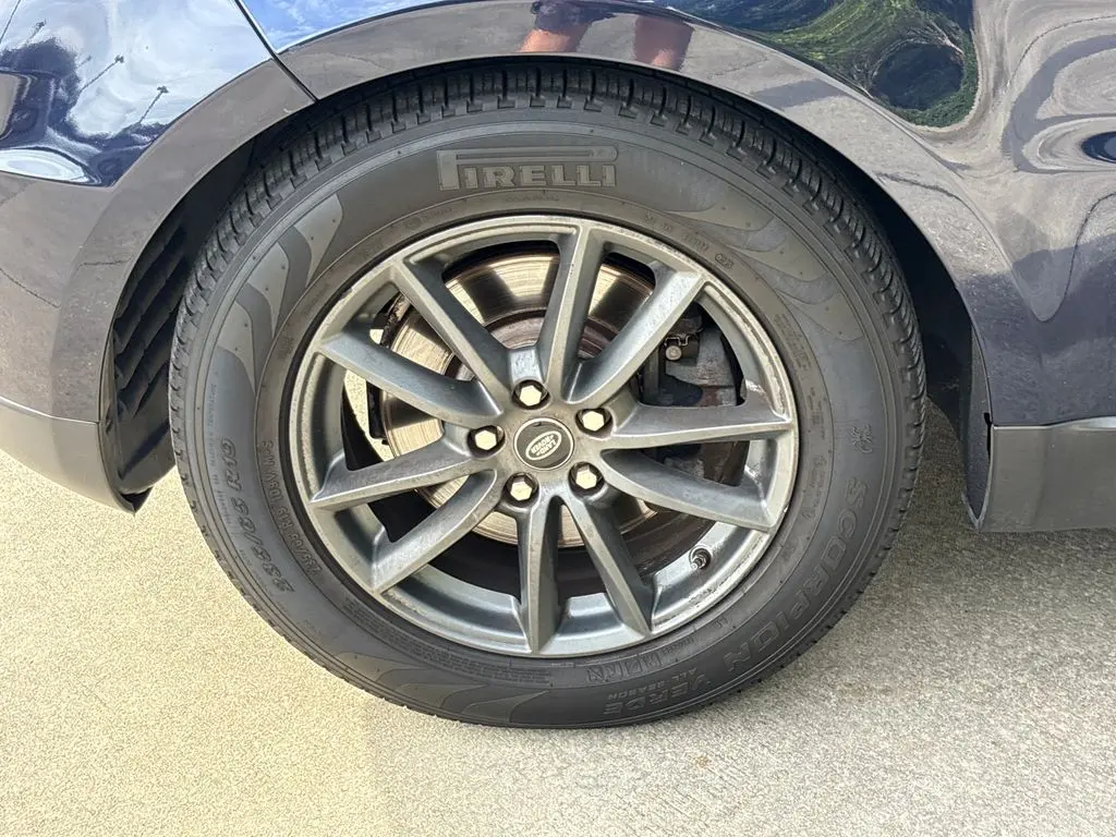 2017 Land Rover Range Rover Sport - $14,000