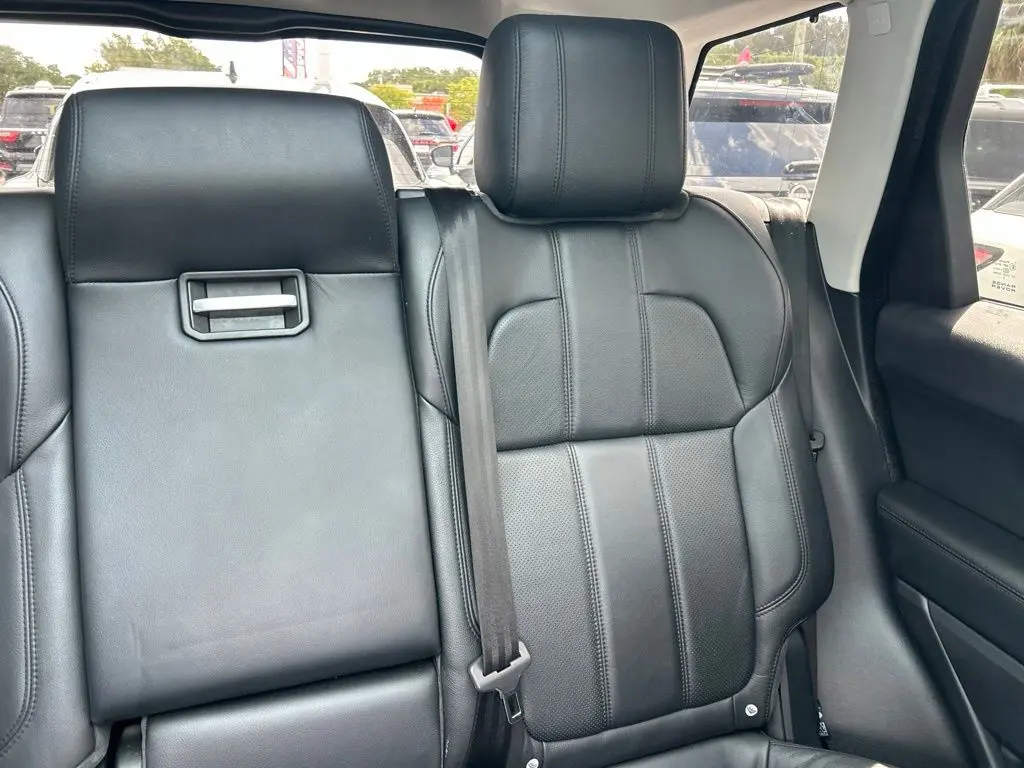 2016 Land Rover Range Rover Sport - $16,766