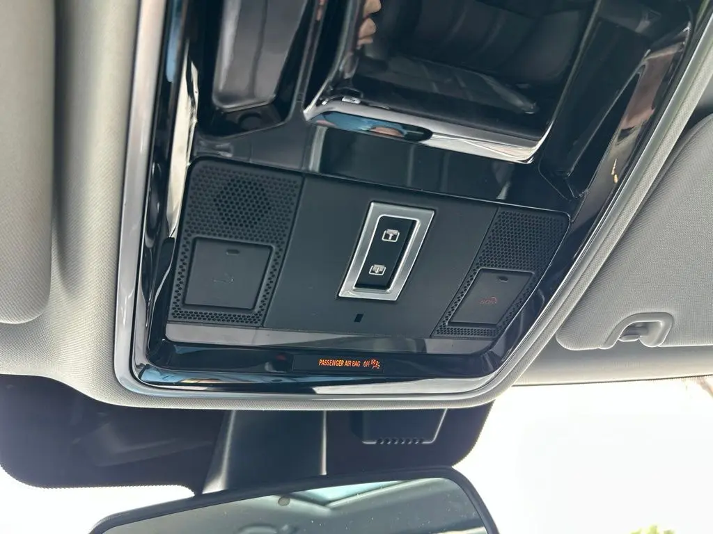 2016 Land Rover Range Rover Sport - $16,766