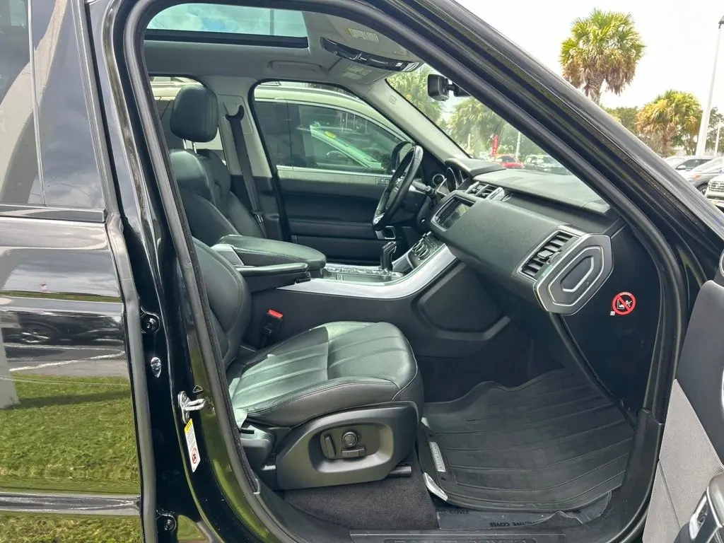 2016 Land Rover Range Rover Sport - $16,766