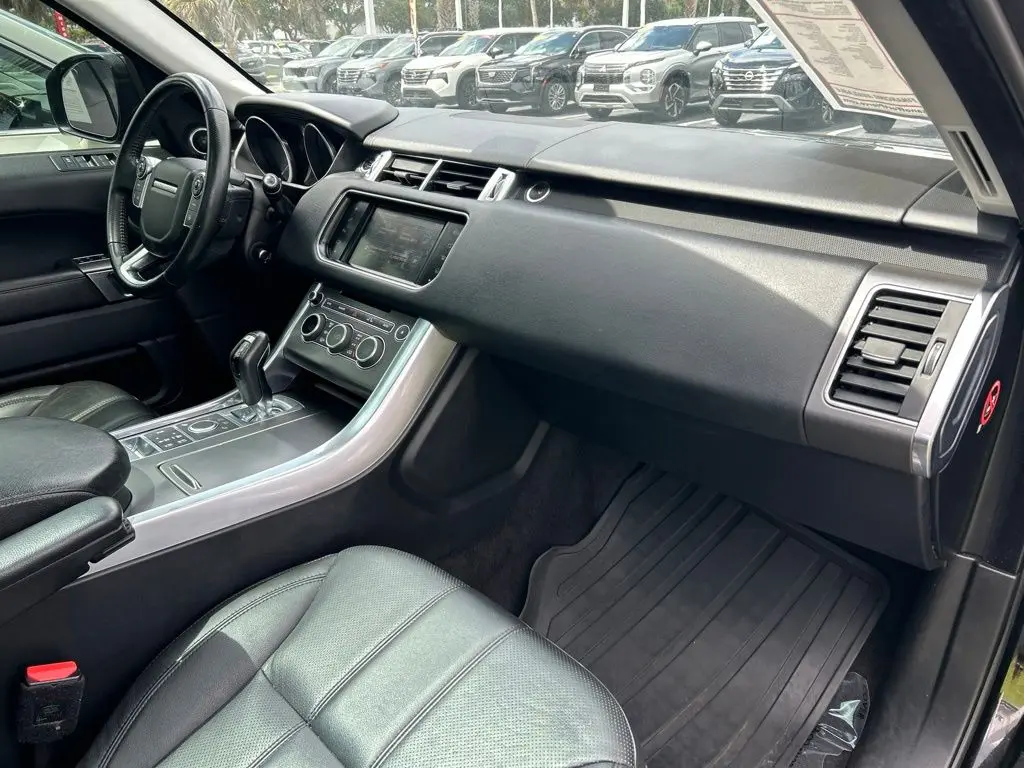 2016 Land Rover Range Rover Sport - $16,766