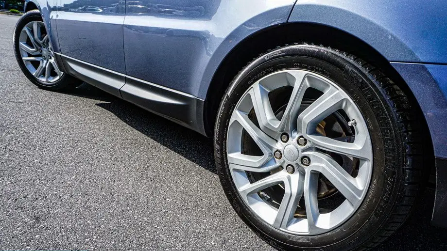 2020 Land Rover Range Rover Sport SE