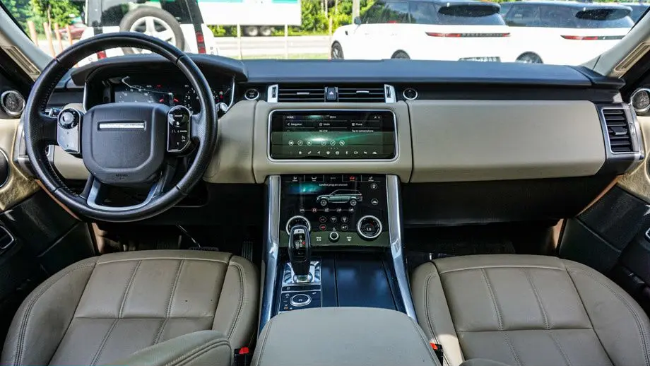 2020 Land Rover Range Rover Sport SE