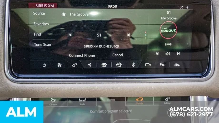 2020 Land Rover Range Rover Sport SE