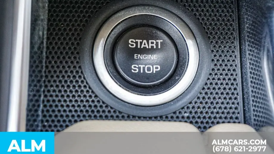 2020 Land Rover Range Rover Sport SE