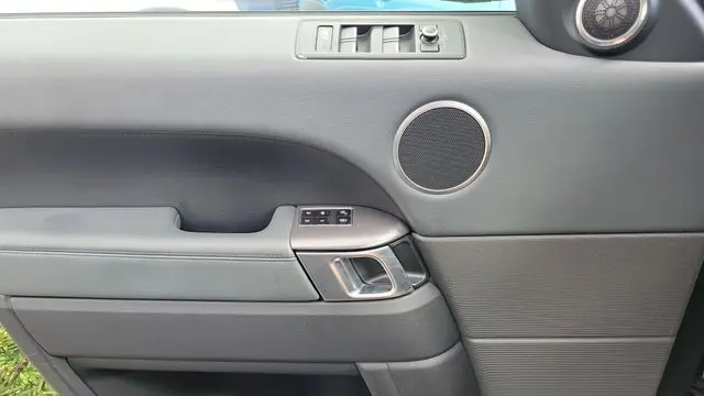 2015 Land Rover Range Rover Sport SE