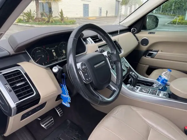2016 LAND ROVER Range Rover Sport - $17,990