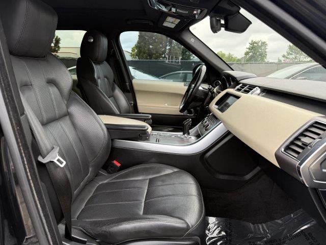 2017 Land Rover Range Rover Sport - $17,950