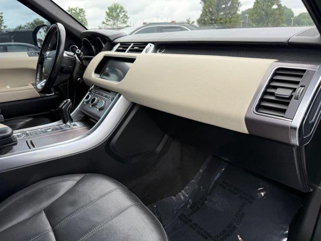 2017 Land Rover Range Rover Sport - $17,950