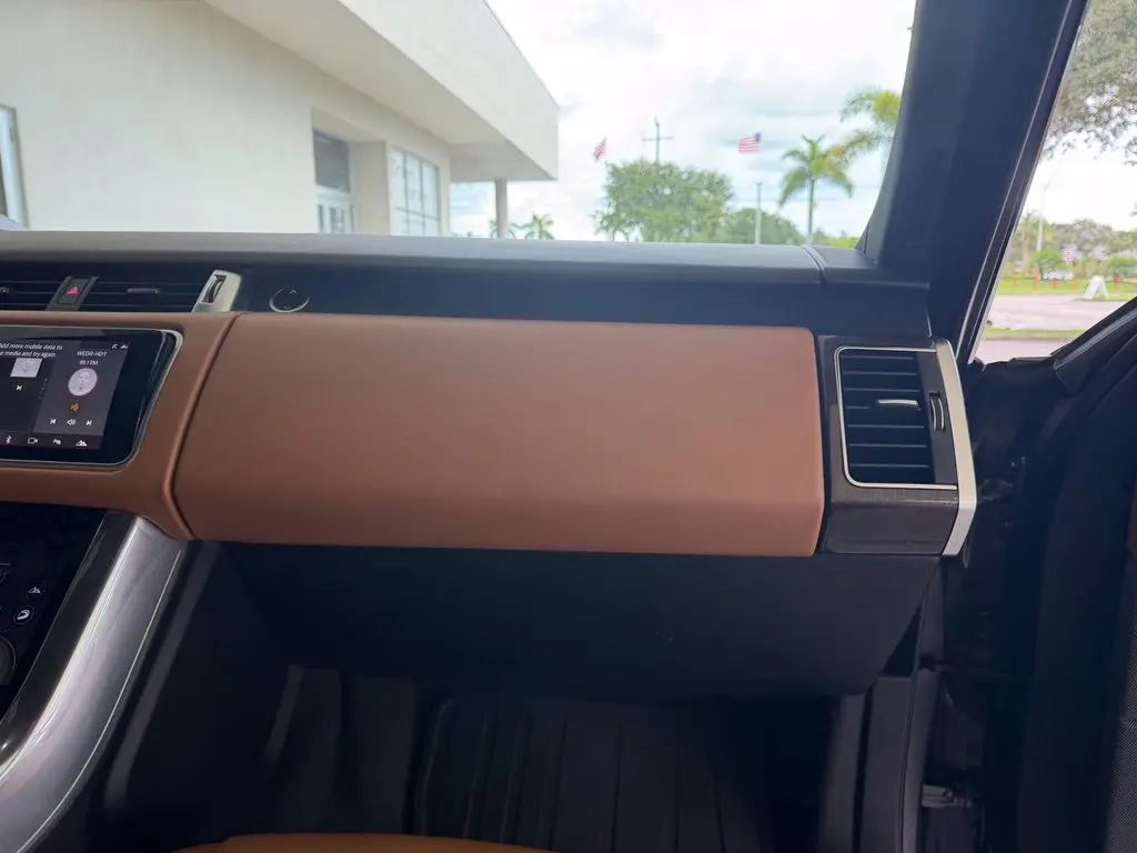 2018 Land Rover Range Rover Sport - $22,950