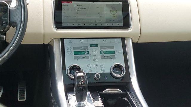 2021 Land Rover Range Rover Sport HSE Silver Edition