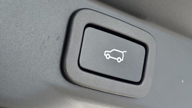 2021 Land Rover Range Rover Sport HSE Silver Edition